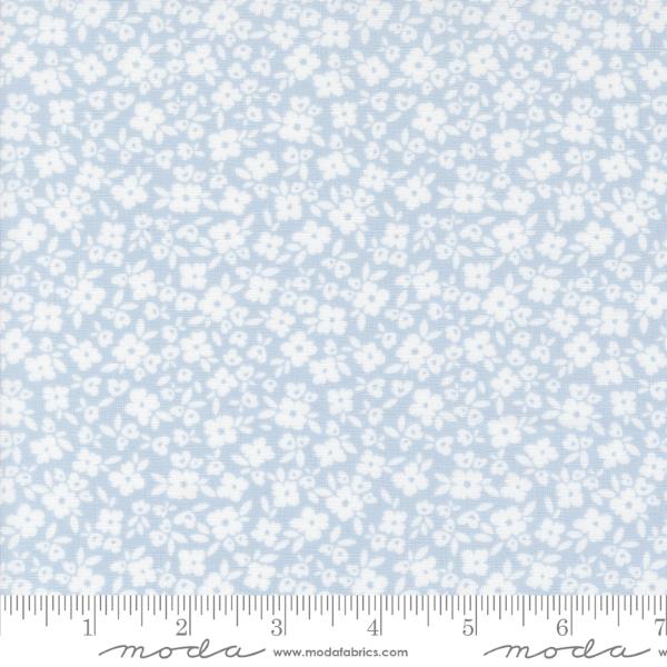 Cottage Charm - Powder Blue Flower Basket