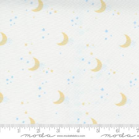 Little Ducklings Moon Print Baby Pastel Nursery Blender Stars Moon - White