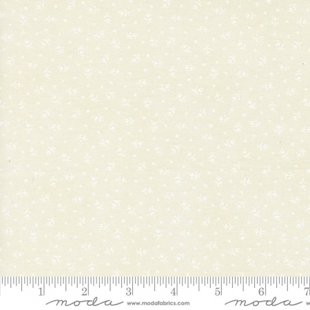 3 Sisters Fav Vintage Linens - Porcelain Berry Toss Ditsy