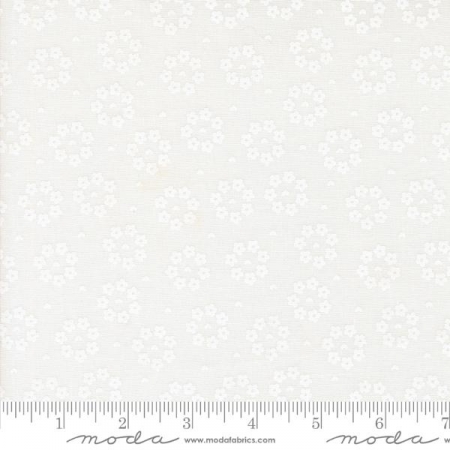Raspberry Summer - Cloud White Rosy Floral