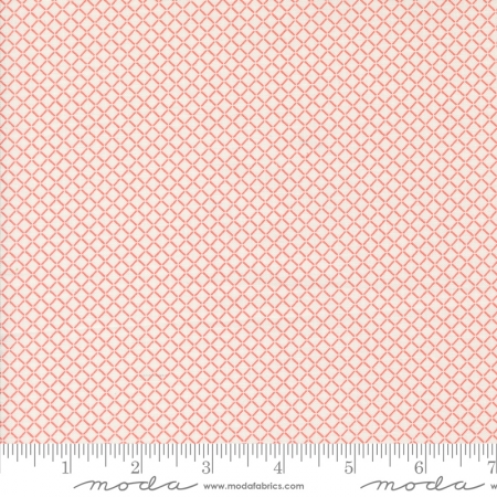 Rosemary Cottage - Cream Strawberry Little Sail