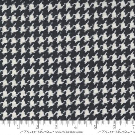 Yuletide Gatherings - Houndstooth Check - Coal