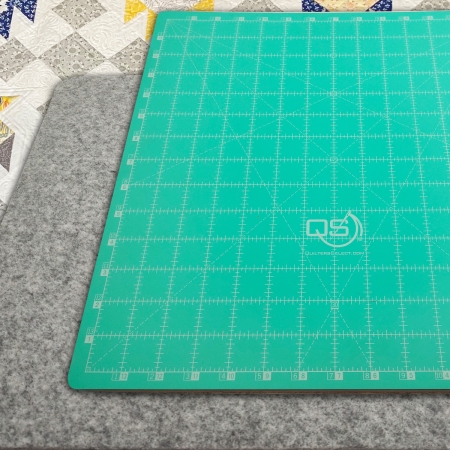 Select Rotary Mat - 14" x 14" Mat on one side & Wool Pad on the other side