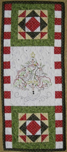 Turnberry Lane Holiday Mini-Machine Embroidery Quilt